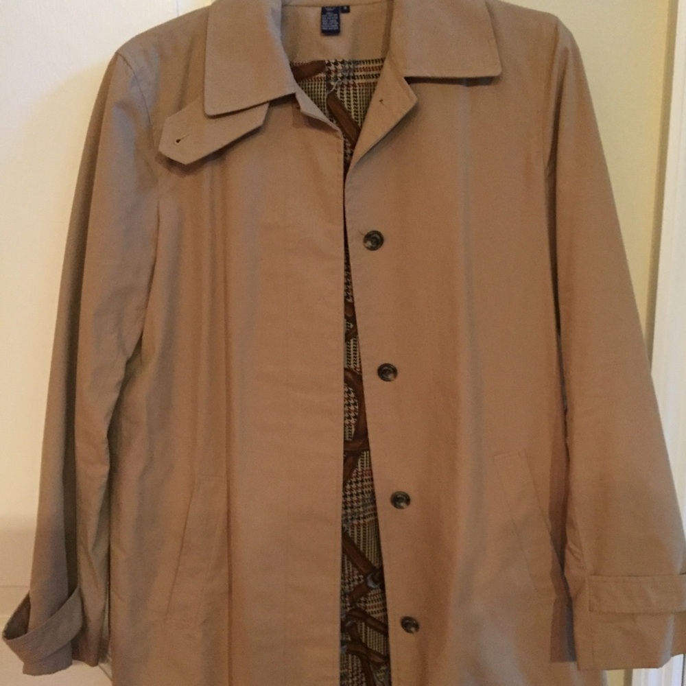 Chaps by Ralph Lauren short trench coat